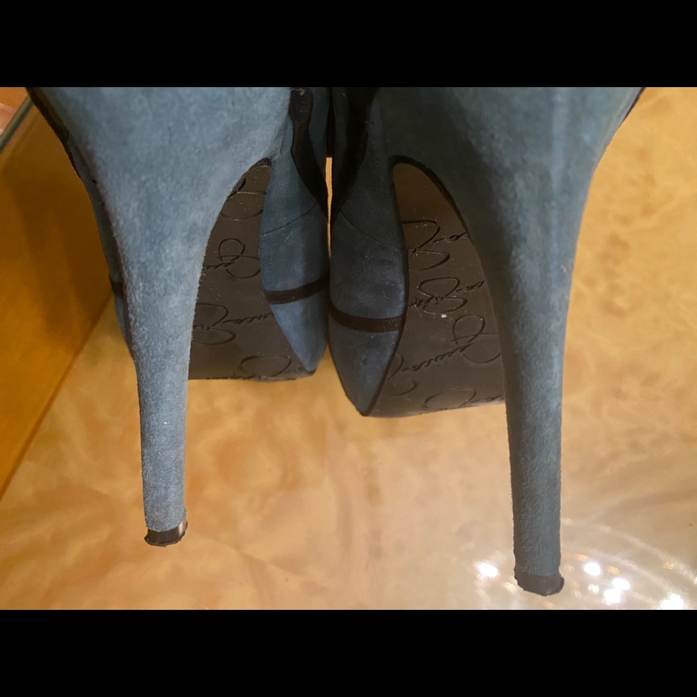 Jessica Simpson Heels - Picture 3 of 6